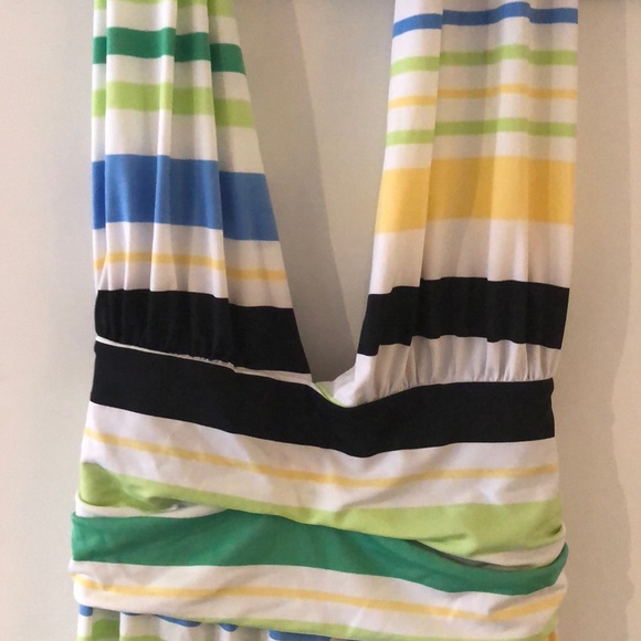 Halter top - Picture 4 of 4